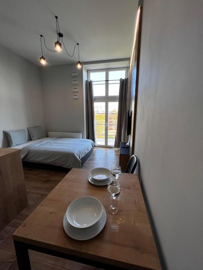 Property Apart - Plac Jana Pawla II Centrum Вроцлав Екстер'єр фото