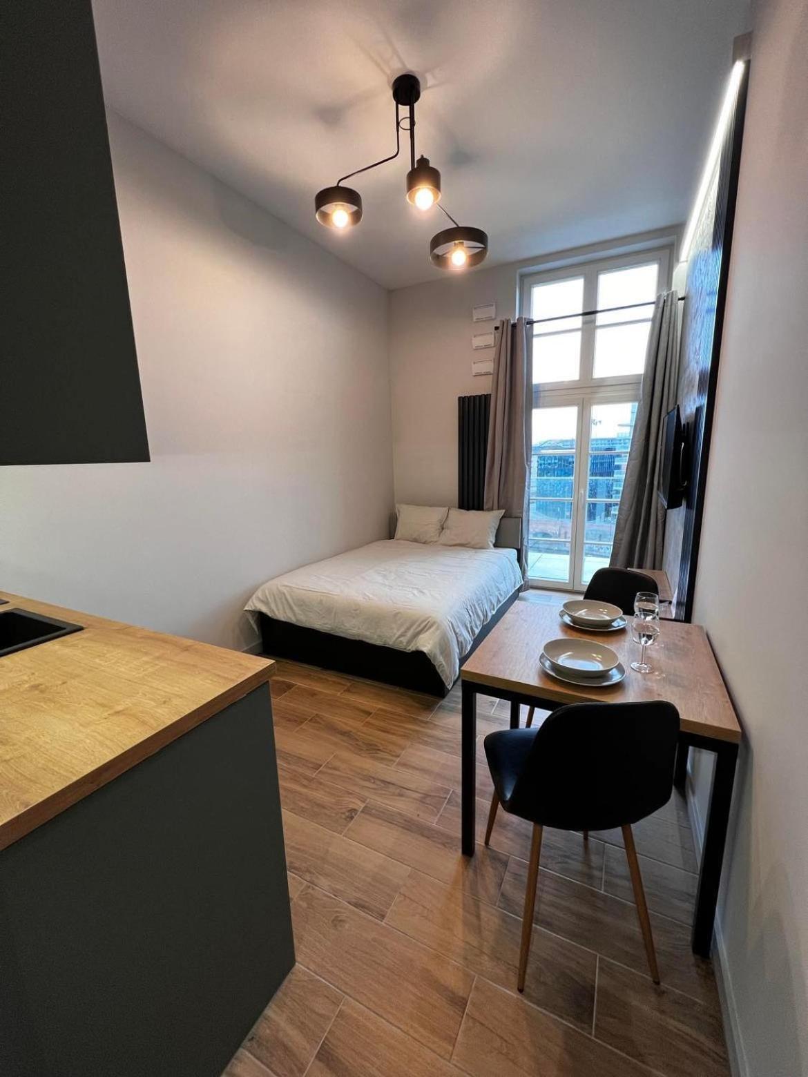 Property Apart - Plac Jana Pawla II Centrum Вроцлав Екстер'єр фото